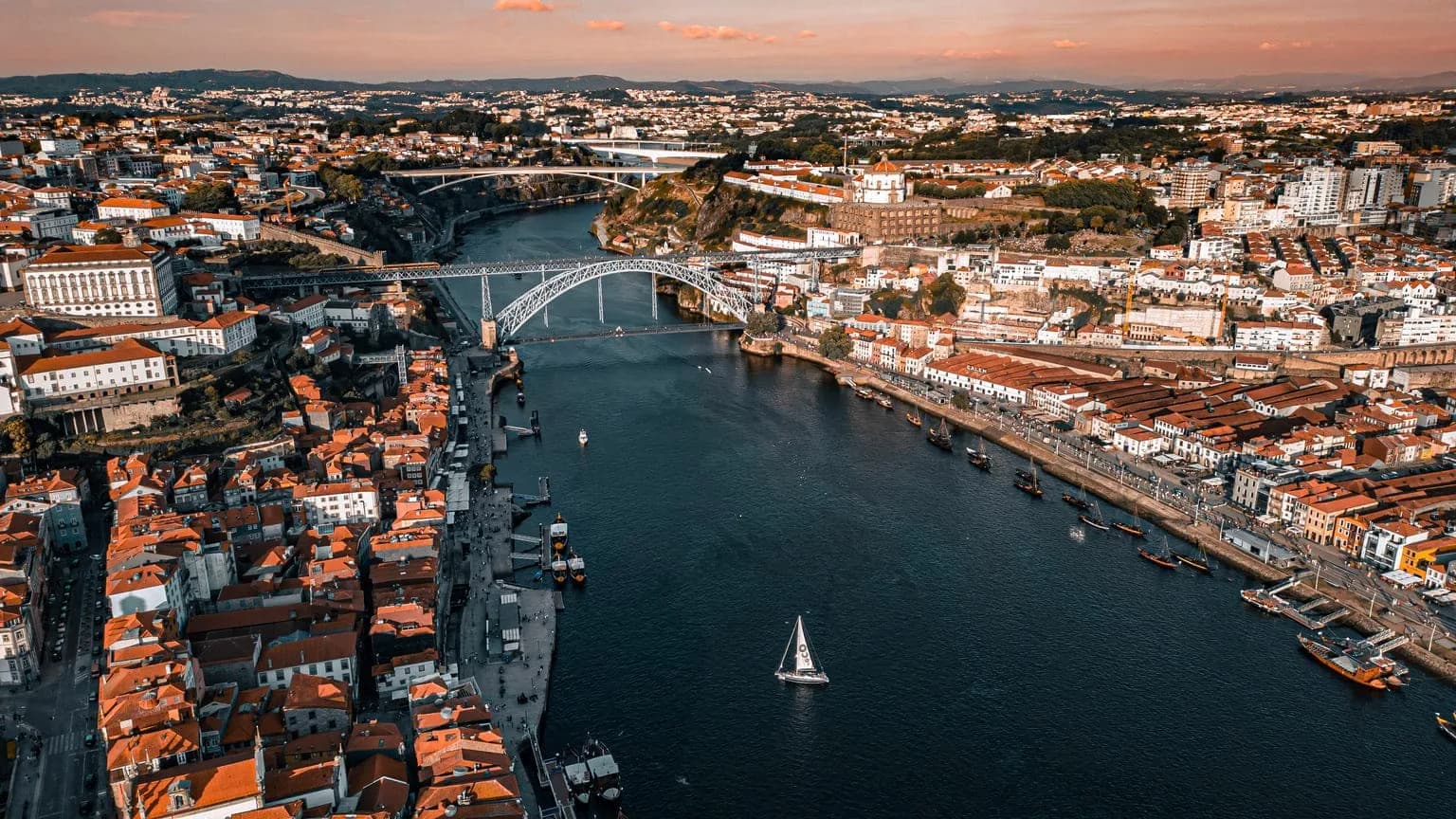 How much does it cost to obtain a Golden Visa in Portugal?