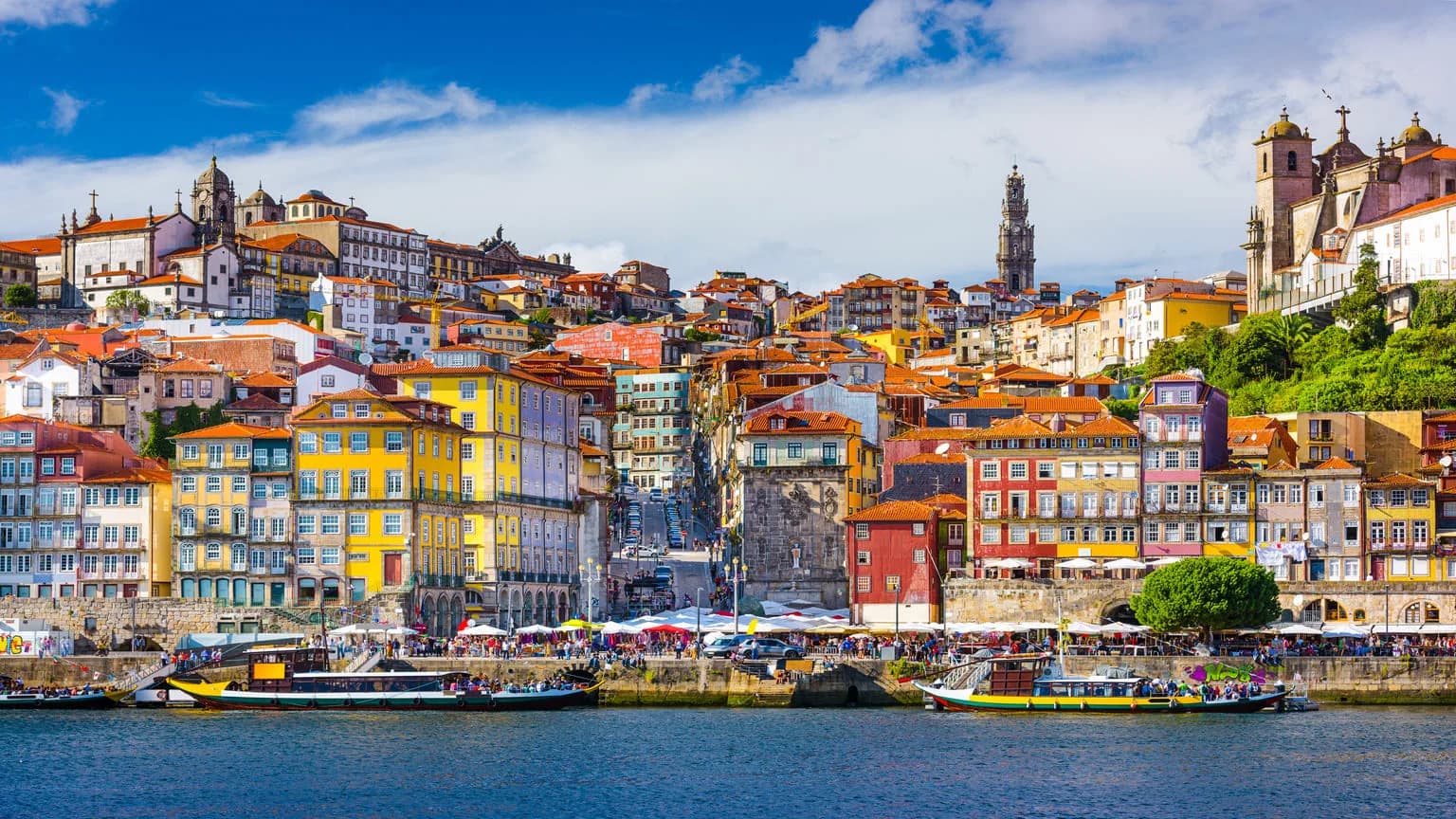 30 benefits and drawbacks of living in Portugal as an expat